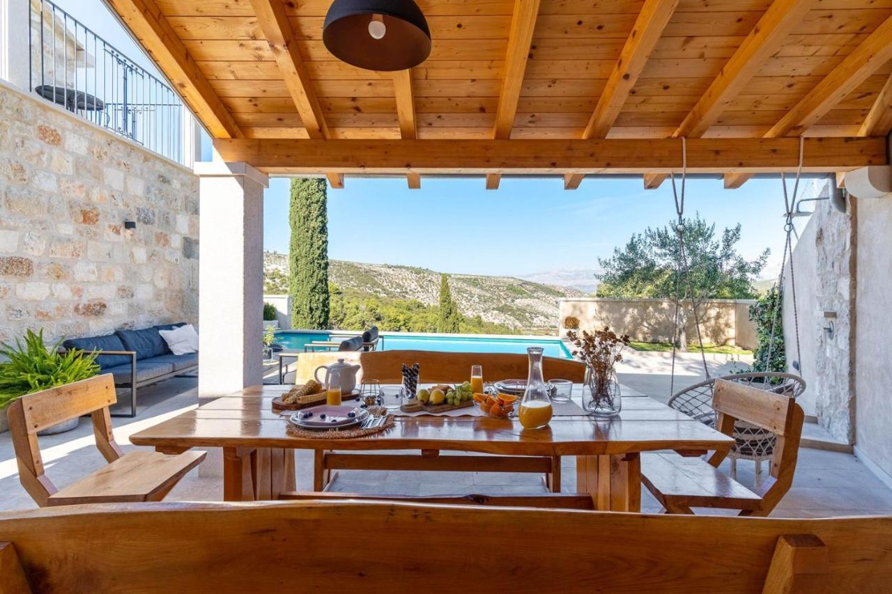 New Villa Ani! Traditional And Luxurious 4-Bedroom Villa With Heated Pool And Sea Views ポスティレ エクステリア 写真