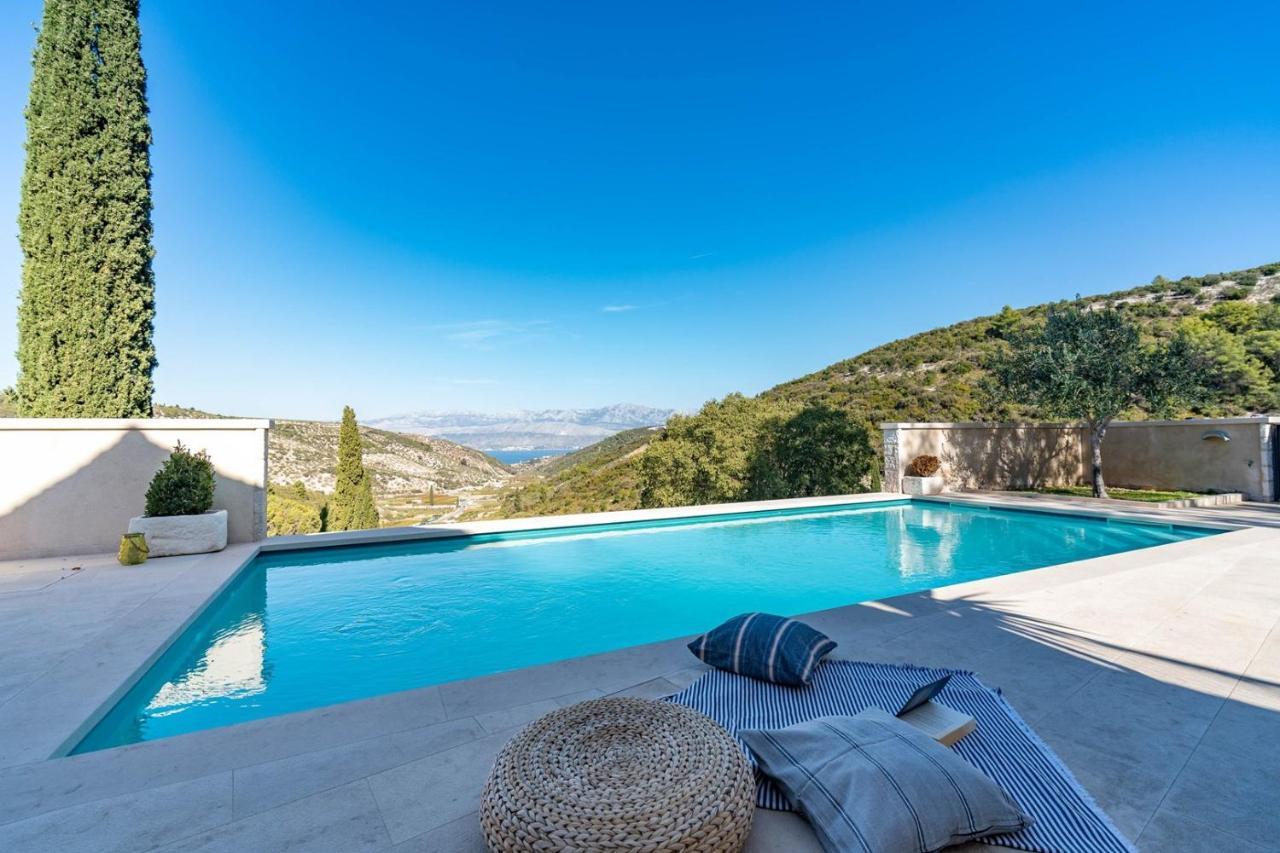 New Villa Ani! Traditional And Luxurious 4-Bedroom Villa With Heated Pool And Sea Views ポスティレ エクステリア 写真