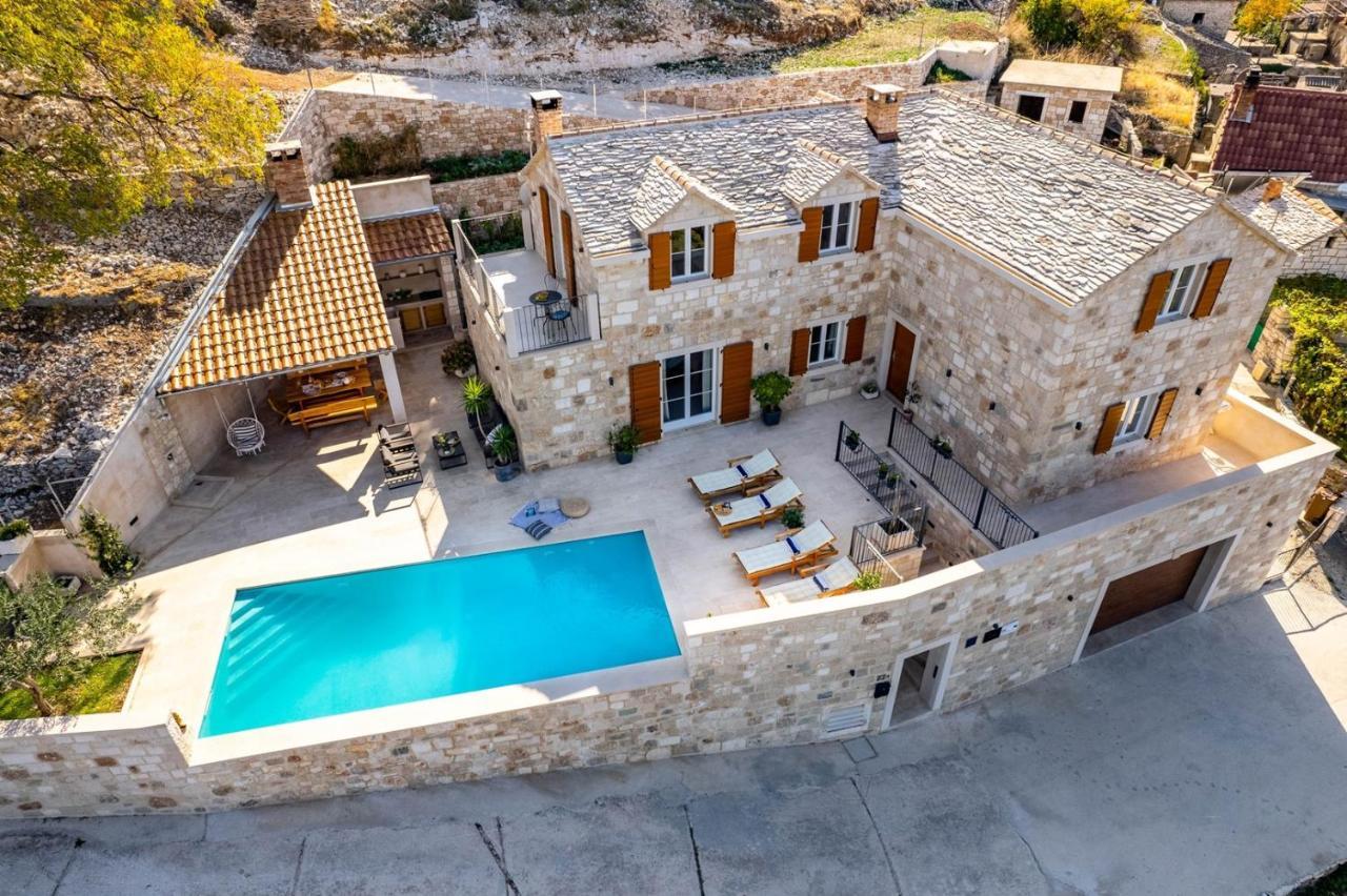 New Villa Ani! Traditional And Luxurious 4-Bedroom Villa With Heated Pool And Sea Views ポスティレ エクステリア 写真